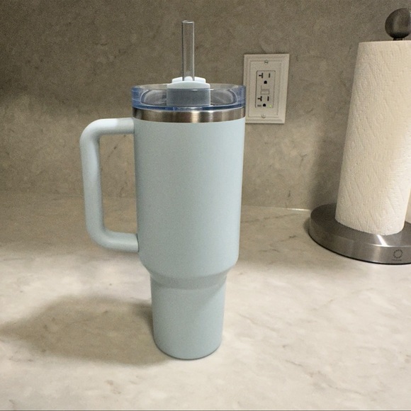 starbucks x stanley collab - Picture 2 of 5